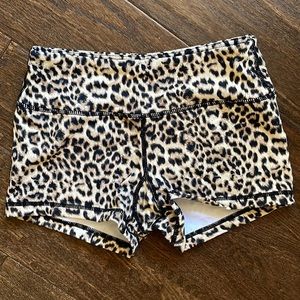 Savage Barbell Booty Short